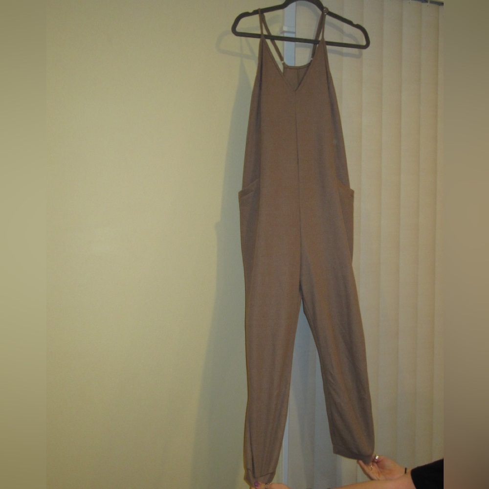 Brown/Beige textured jumper with pockets